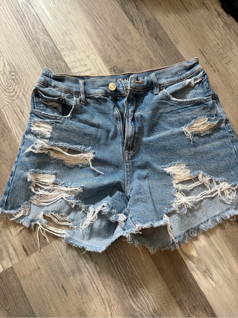 American Eagle - Distressed Light Blue Denim Women’s Shorts